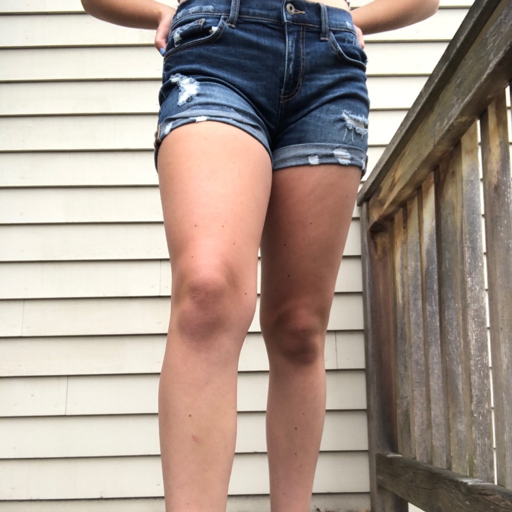 Women’s Mid-Rise Dark Wash Denim Shorts